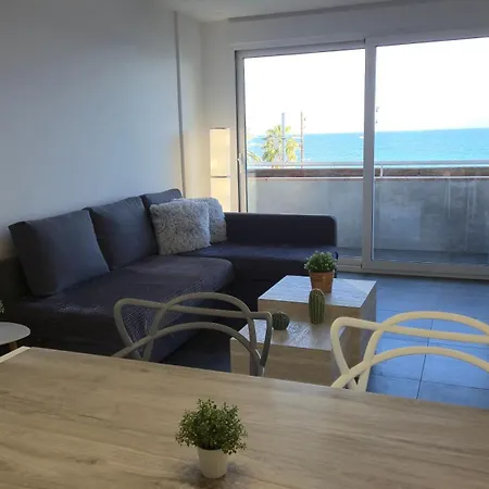 Paradise Lloret יורט דה מאר